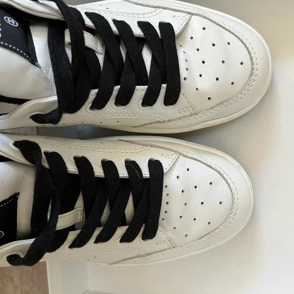 Chanel sneakers - Picture 3 of 11